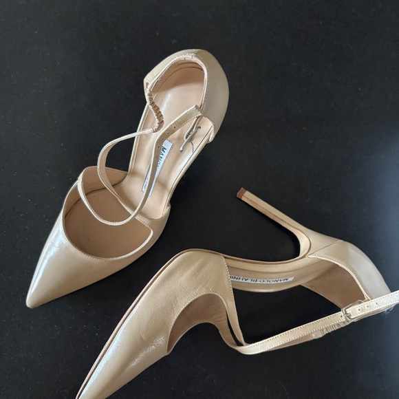 Size 37 Manolo Blahnik Nude Kid Leather 105 Crisscross Pumps - Picture 1 of 10
